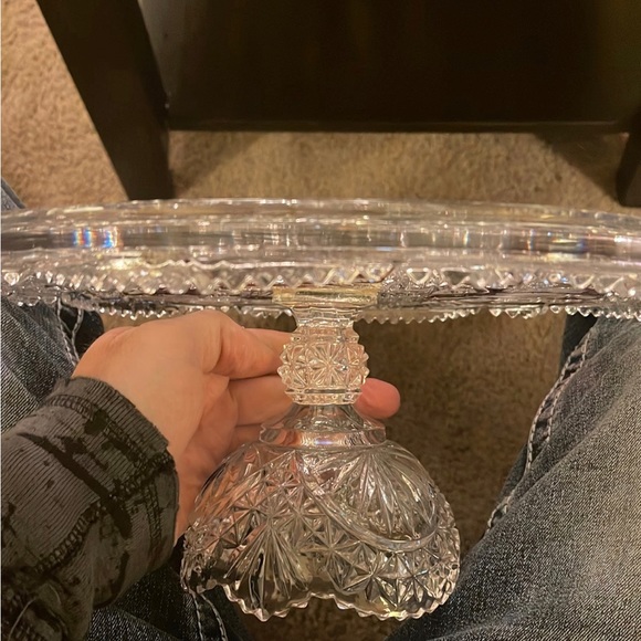 HOFBAUER BYRDES CRYSTAL, RED BIRDS, PEDESTAL CAKE PLATE - Picture 4 of 5